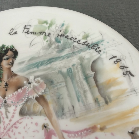Vintage D’arcrau Limoges “Scarlet En Crinoline” Collector Plate. - Picture 4 of 9